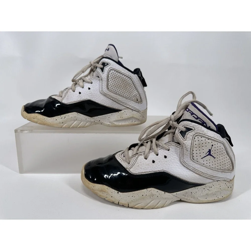 Nike Air Jordan B'Loyal CK1426-115 Boys Size Youth US 1 Y White Court Purple‎